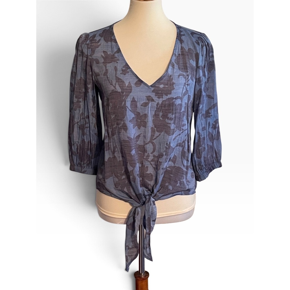 Olivia & Martin Front Tie Blouse Womens Size S Blue Floral 3/4 Sleeve V-Neck